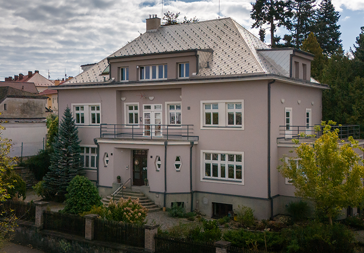 Budova MŠ Korálky - Nad tratí